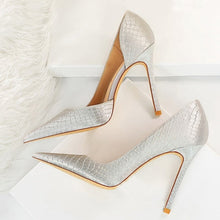 Classy Scale Pumps